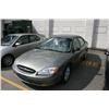 Image 2 : 2001 FORD TAURUS 4DR GREEN G Odom: 86169 Vin: 1FAFP52271G180