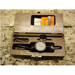 Precision dial indicator (arm style)
