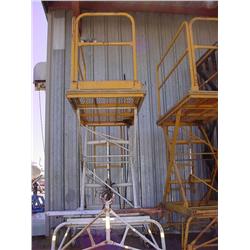 Hydraulic work platform