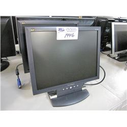2 15" Monitors