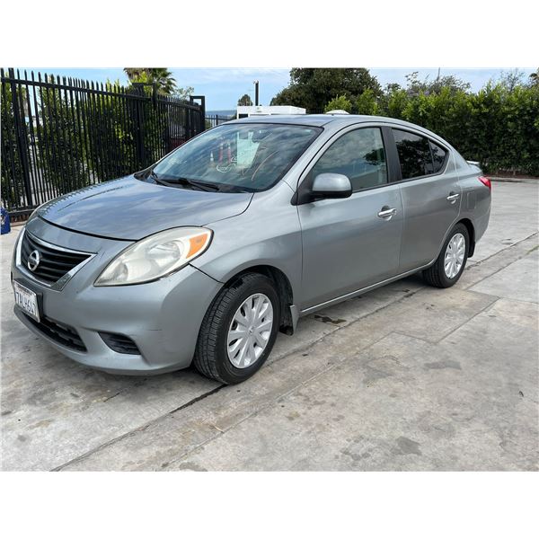 NISS VERSA 2014 APP  DUP/T-DON