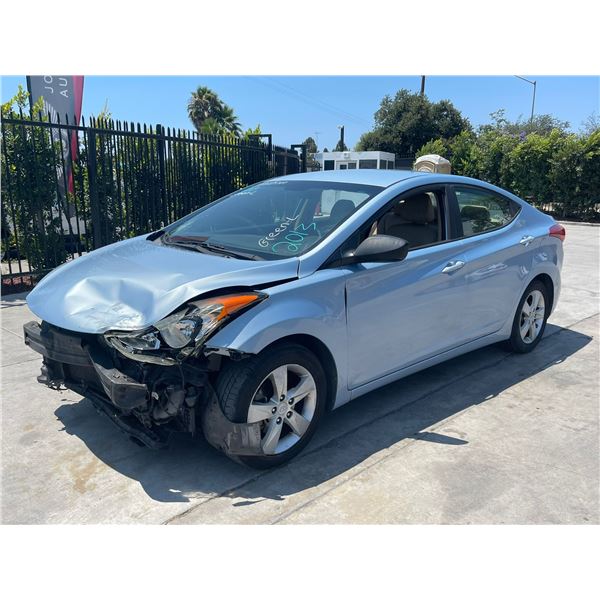 HYUN ELANTRA 2013 SALV-CERT- DON