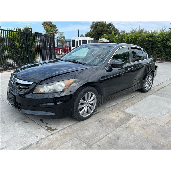 HOND ACCORD 2012 T-DONATION