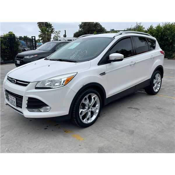 FORD ESCAPE 2015 REPO-WAIT/TITLE-SMOG