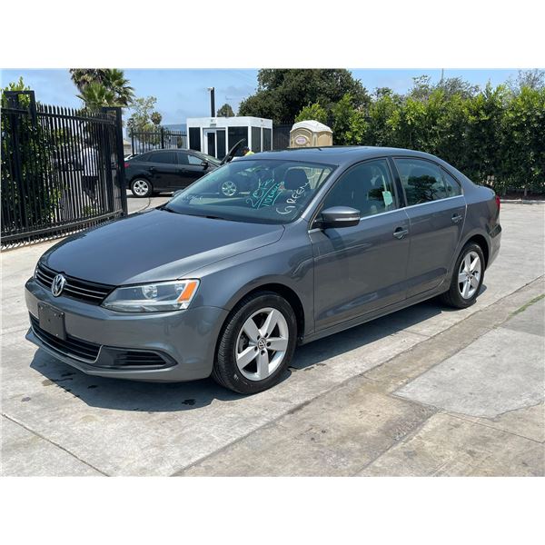VOLK JETTA 2013 REPO- WAIT/TITLE