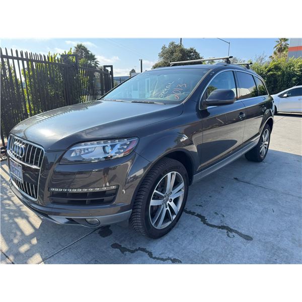 AUDI Q7 2013 T-DONATION