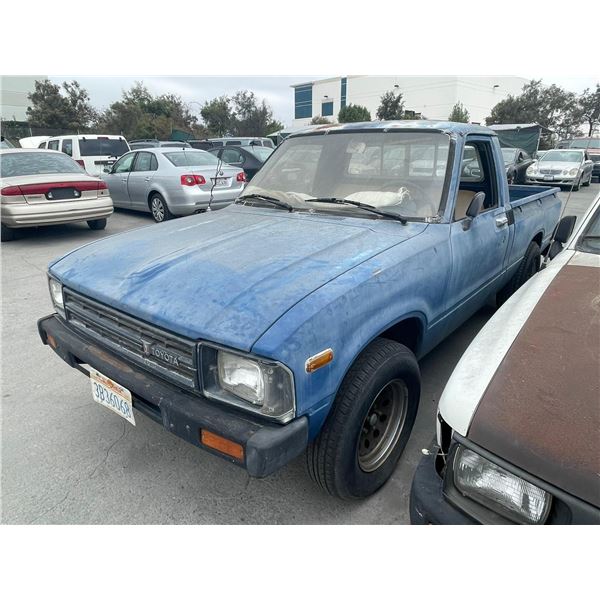 TOYT PICKUP 1983 T-DONATION