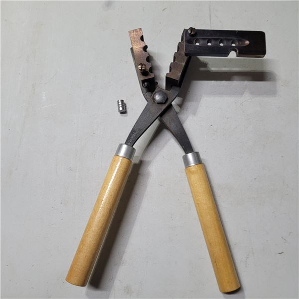 Hensley & Gibbs #244  38 SP or Auto 146gr  4 Cavity Bullet Mold