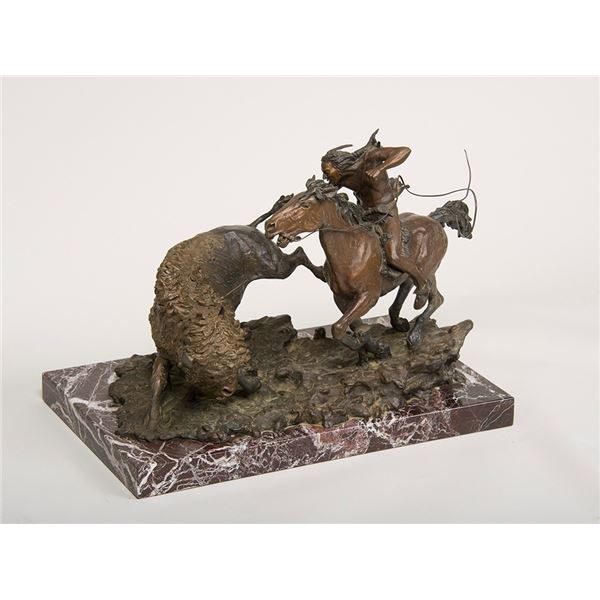 Gary Lee Price (b. 1955) - 18 1/2 inches overall height