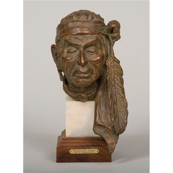 Richard Greeves (1935-2022) - 12 3/4 inches overall height