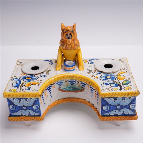 Spanish Talavera Faience Polychrome Lion-Form Double Inkwell Desk Set