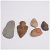 Image 2 : 5pc Native American Arrowheads & Pierced Stone Tool