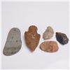 Image 3 : 5pc Native American Arrowheads & Pierced Stone Tool