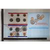 Image 1 : 1994 US MINT SET (UNC) P/D (WITH ENVELOPE)
