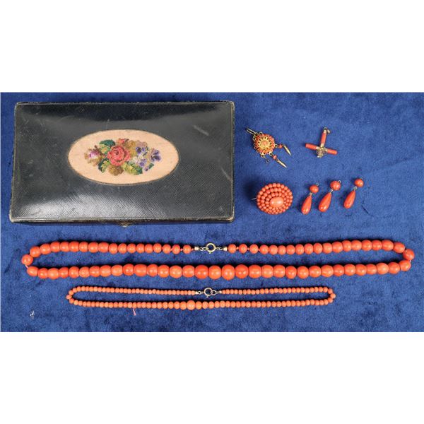 Vintage Coral Jewelry [124970]