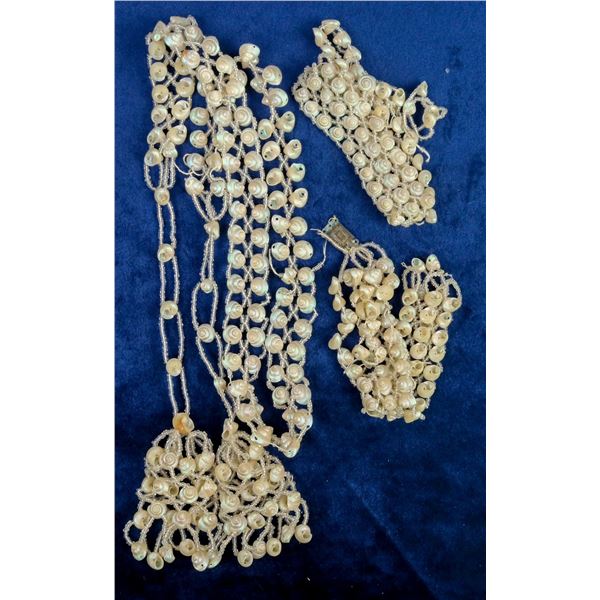 Vintage White Pearly Shell Jewelry [137312]