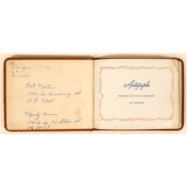 Pro Wrestler's Autograph Book [190655]