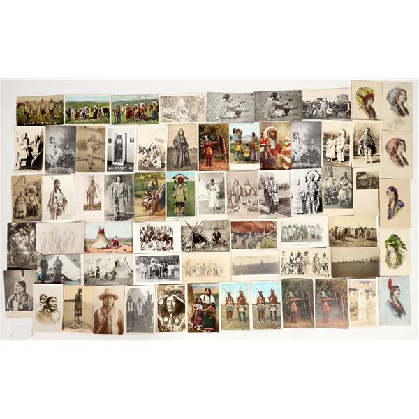 Native American Postcards [198746]