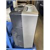 Image 2 : COMMERCIAL COOL 10,00BTU PORTABLE AIR CONDITIONER WORKING