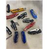 Image 2 : BAG OF OLFA KNIVES AND BOX CUTTERS