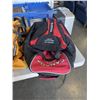 Image 2 : PET CARRIER AND DUFFLE BAGS
