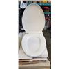 Image 2 : 3 NEW TOILET SEATS