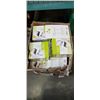 Image 1 : 22 NEW TOILET PAPER HOLDERS