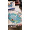 Image 3 : INFLATABLE SWIMMING POOL, KIDS CHAIR AND BLOW UP TOY