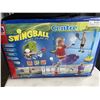 Image 2 : SWINGBALL CENTRE AND NEW BLACK HATS