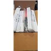 Image 1 : 20 LIGHT BATONS