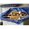 Image 2 : TOOLBOX WITH CONTENTS AND CROQUET SET