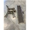 Image 1 : CAST IRON GARDEN BENCH ENDS AND BACK