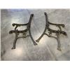 Image 2 : CAST IRON GARDEN BENCH ENDS AND BACK