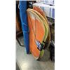 Image 2 : 2 SNOW BOOGIES AND SKIM BOARD WITH UMBRELLA