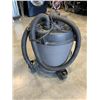 Image 2 : HOOVER 12.5 GALLON WET/DRY VAC