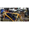 Image 3 : VINTAGE WINDSOR ROAD BIKE