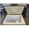 Image 2 : WOODS CHEST FREEZER
