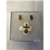 Image 2 : VINTAGE AND MADE HAND CARVED GENUINE IVORY BROOCH MADE IN GERMANY AD PAIR OF GENUINE IVORY CLIP ON E