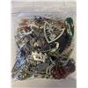 Image 2 : LARGE BAG OF VARIOUS JEWLERY AND PARTS