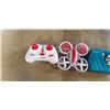 Image 2 : LITEHAWK NEON MINI DRONE AND POLAROID ISO48 WATERPROOF DIGITAL CAMERA