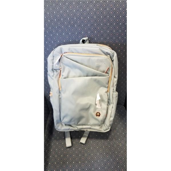 AS NEW SWISS DIGITAL DESIGN TRAVEL LAPTOP BACKPACK, WORKS WITH APPLE FIND MY