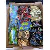 Image 2 : 2 TRAYS OF CHILD APRONS AND ADULT APRONS