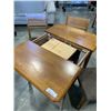 Image 2 : DINNETTE TABLE WITH 3 CHAIRS