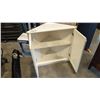 Image 2 : 2 DOOR CORNER CABINET