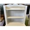 Image 2 : WHITE STORAGE SHELF