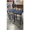 Image 2 : 3 METAL BASE BAR STOOLS