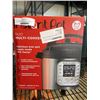 Image 2 : INSTANT POT DUO V5 7IN1 6QT PRESSURE COOKER - TESTED WORKING, RETAIL $159