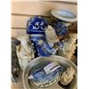 Image 2 : LOT OF HAND PAINTED EASTERN COLLECTIBLES