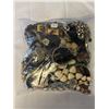 Image 2 : LARGE BAG OF VARIOUS JEWLERY AND PARTS