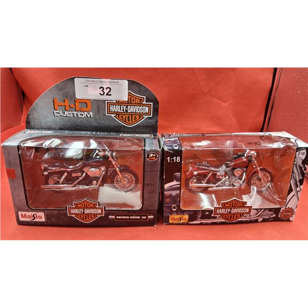 2 NIB die cast Harleys 1:18 scale